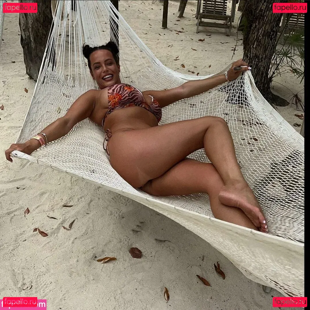 valya_ Onlyfans Photo Gallery 