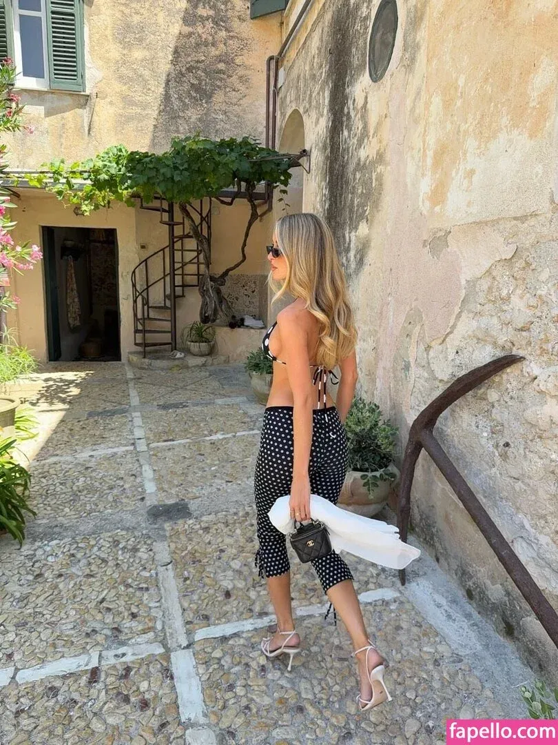 Emily Venz Onlyfans Photo Gallery 