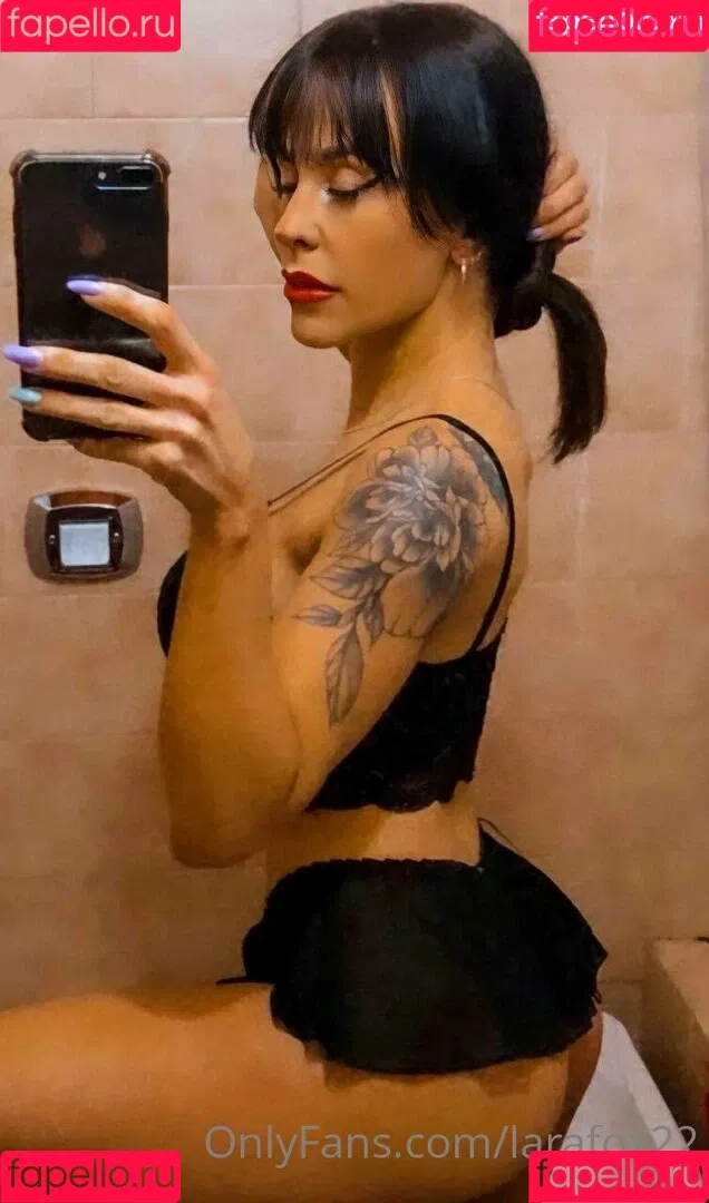 larafox22 Onlyfans Photo Gallery 
