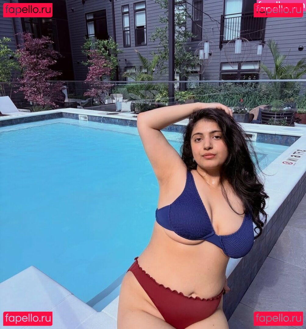 Rashmi Van Nude Onlyfans Photo 14