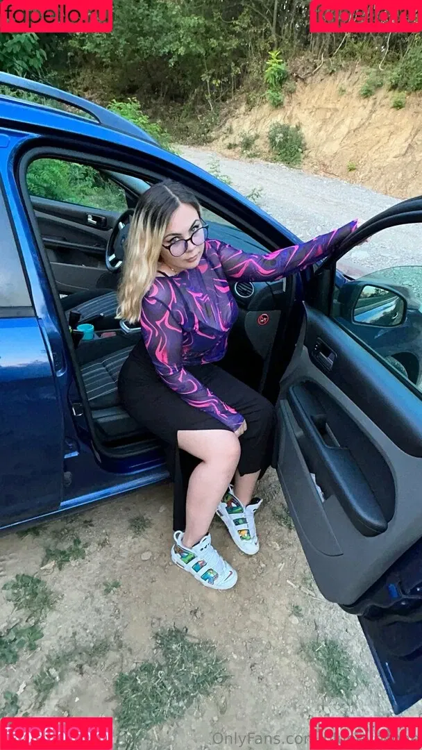 blueeyesbae Onlyfans Photo Gallery 