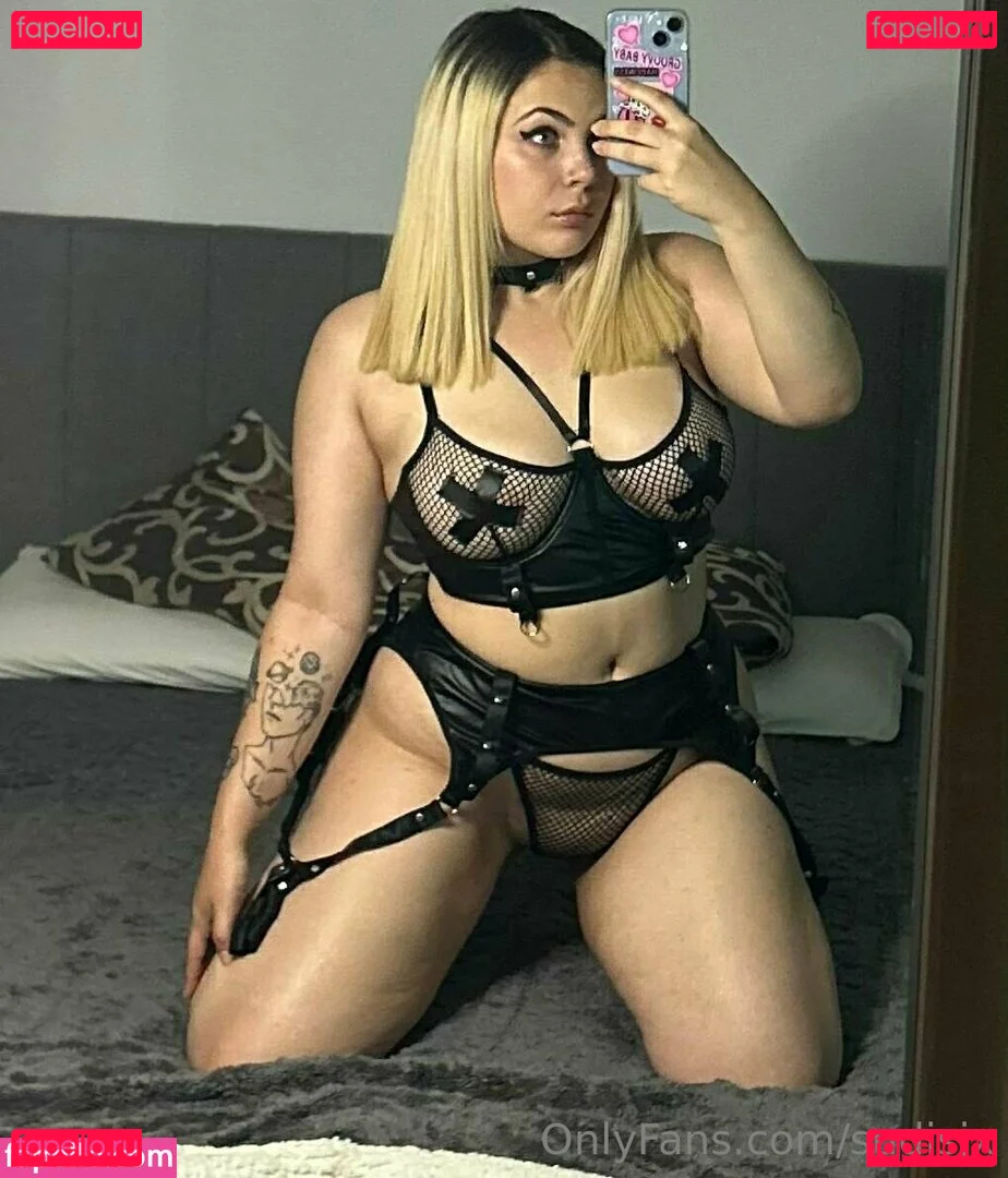 blueeyesbae Onlyfans Photo Gallery 