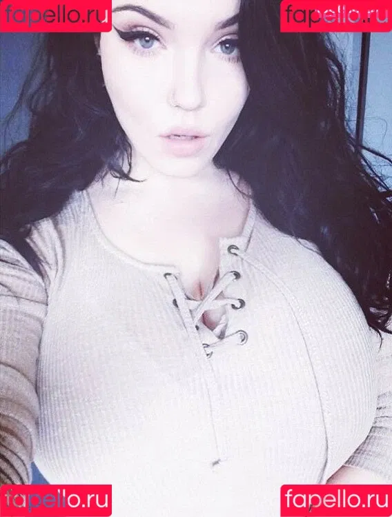 Betty Dahmer Onlyfans Photo Gallery 