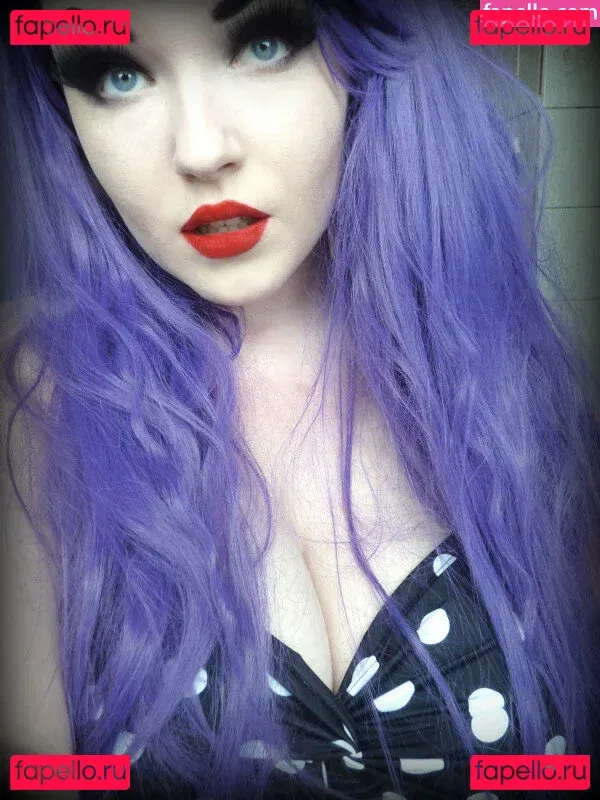 Betty Dahmer Onlyfans Photo Gallery 