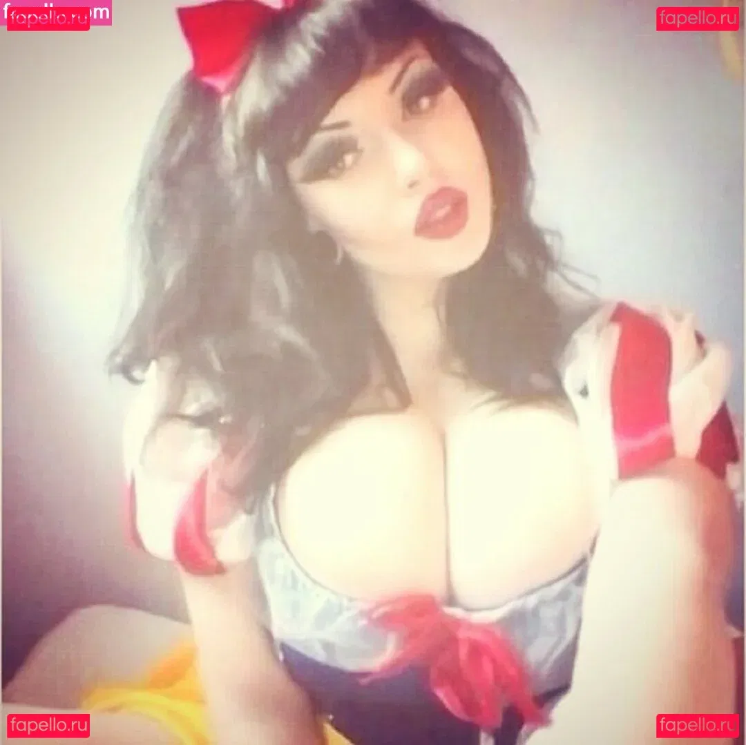 Betty Dahmer Onlyfans Photo Gallery 