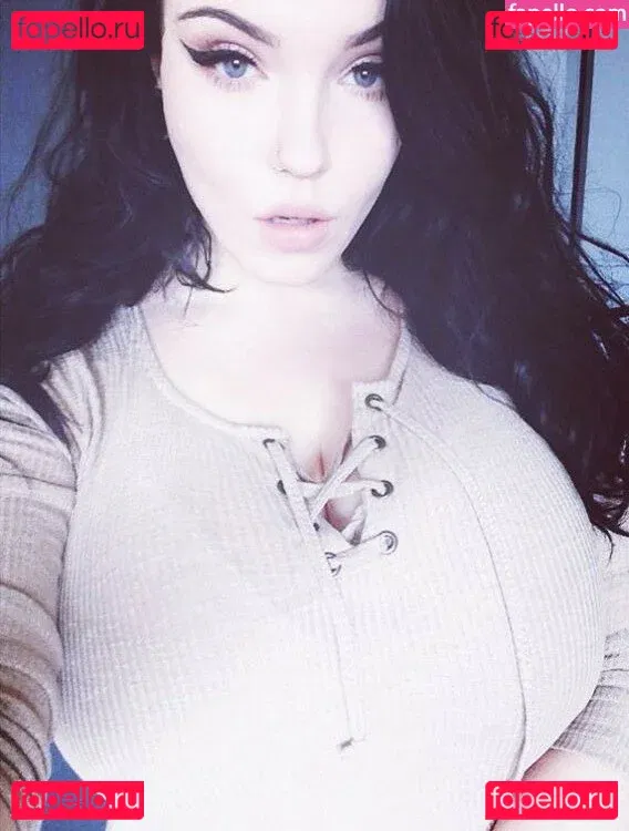 Betty Dahmer Onlyfans Photo Gallery 