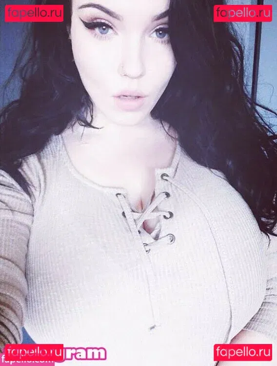 Betty Dahmer Onlyfans Photo Gallery 