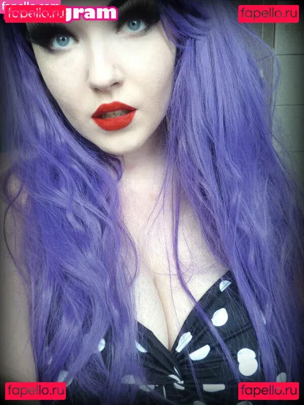 Betty Dahmer Onlyfans Photo Gallery 