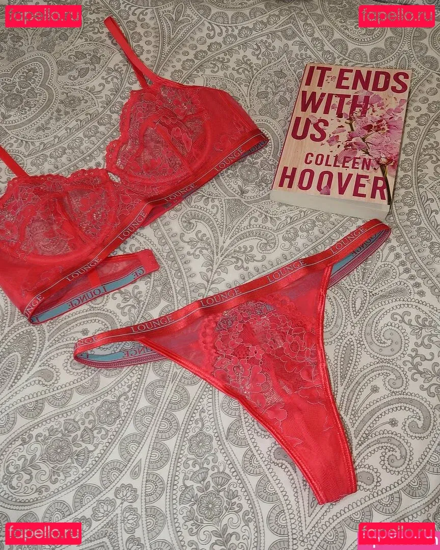 Robyn Emily Onlyfans Photo Gallery 