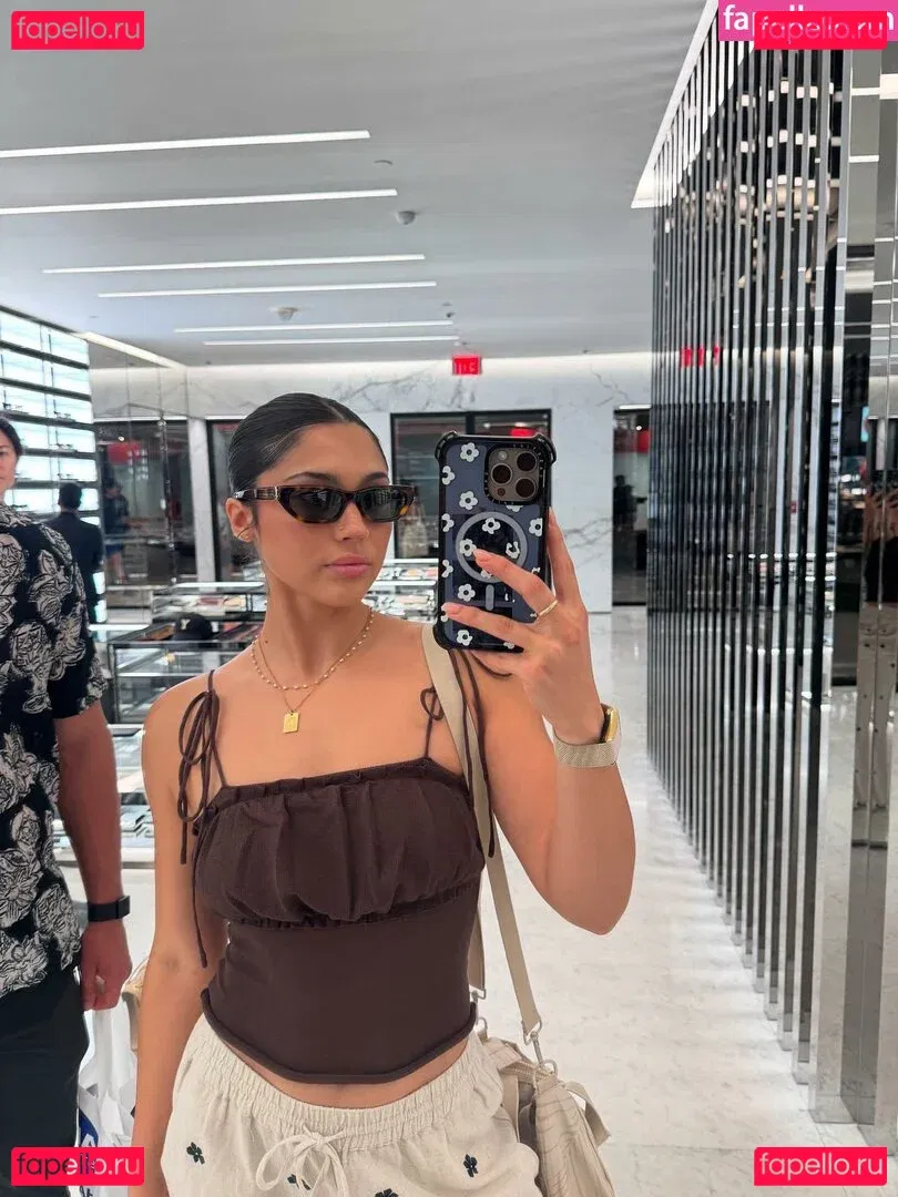 Bella Ramos Onlyfans Photo Gallery 