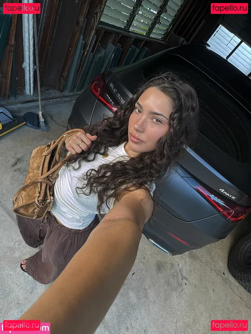 Bella Ramos Onlyfans Photo Gallery 