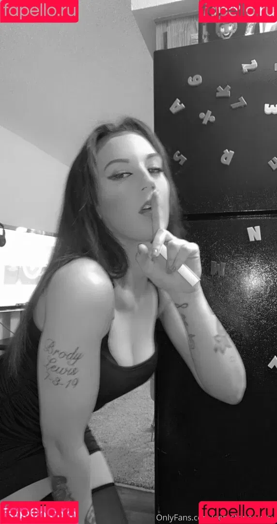 gemstonepu55y Onlyfans Photo Gallery 