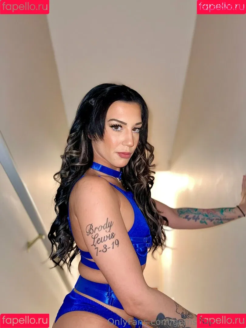 gemstonepu55y Onlyfans Photo Gallery 