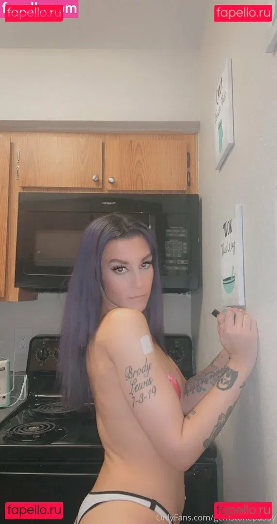 gemstonepu55y Onlyfans Photo Gallery 