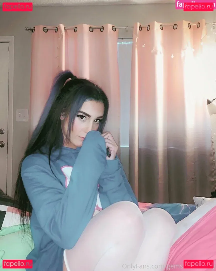 gemstonepu55y Onlyfans Photo Gallery 