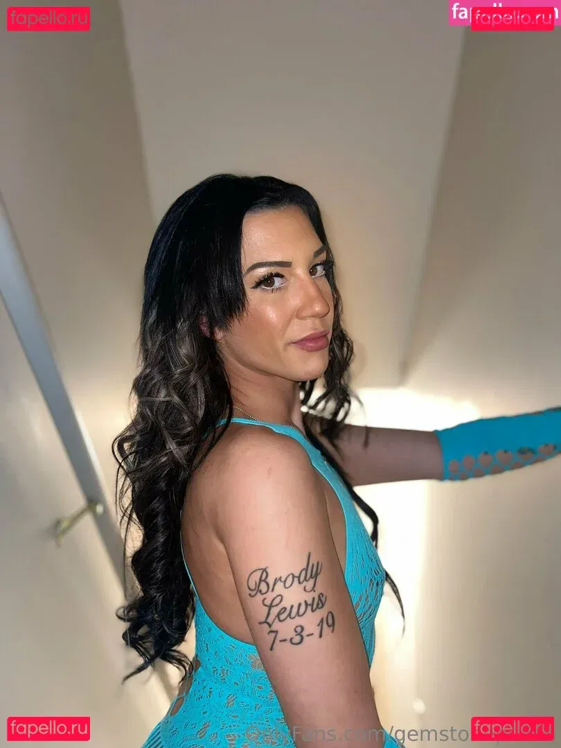 gemstonepu55y Onlyfans Photo Gallery 