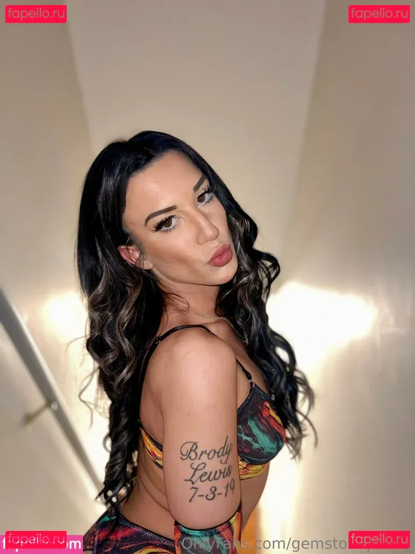 gemstonepu55y Onlyfans Photo Gallery 