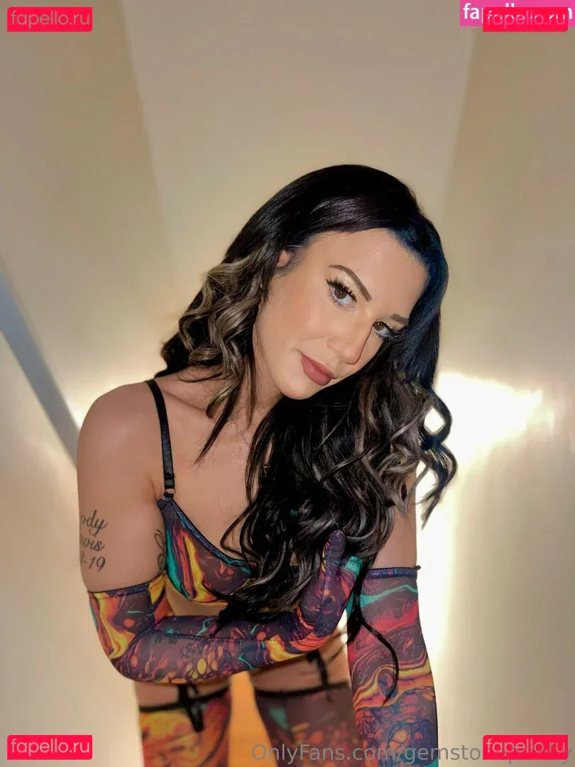 gemstonepu55y Onlyfans Photo Gallery 