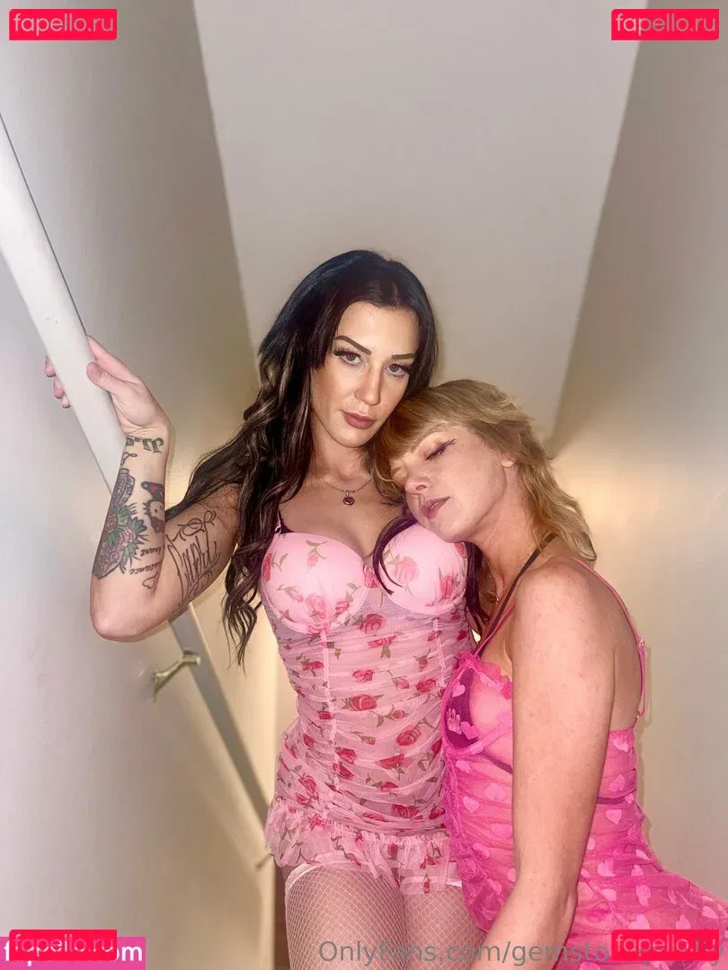 gemstonepu55y Onlyfans Photo Gallery 