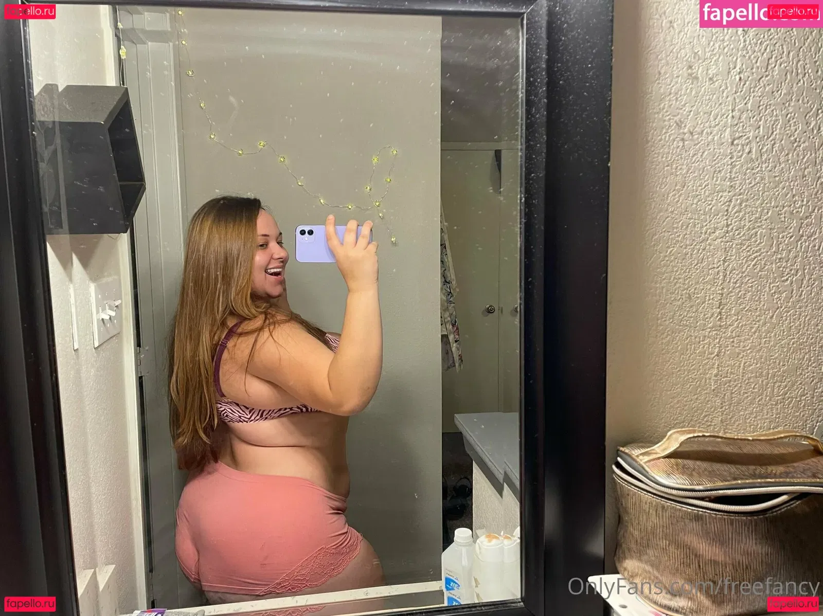 Creamonitfancy Onlyfans Photo Gallery 