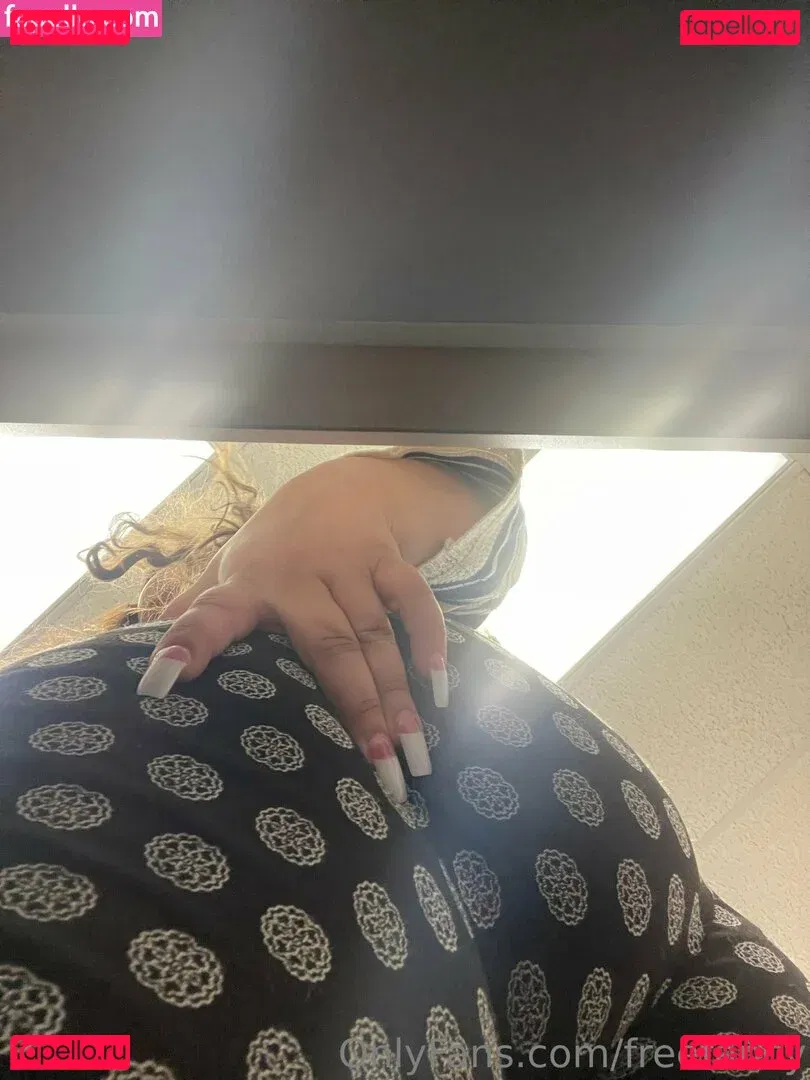 Creamonitfancy Onlyfans Photo Gallery 