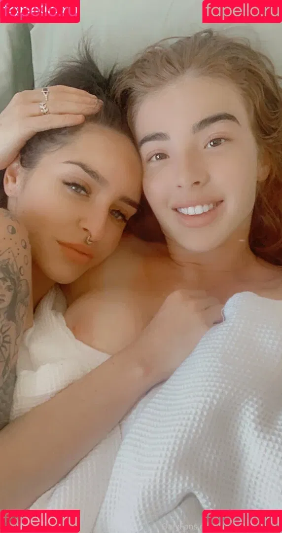 yourlesbianfantasyy Onlyfans Photo Gallery 
