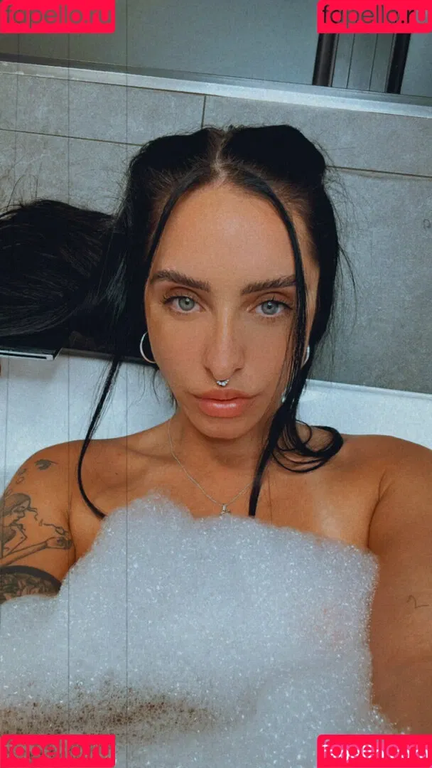 yourlesbianfantasyy Onlyfans Photo Gallery 