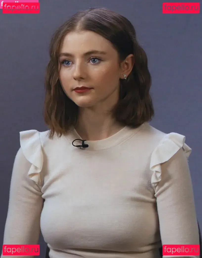 Thomasin Mckenzie Onlyfans Photo Gallery 