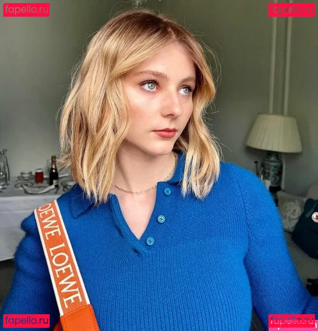 Thomasin Mckenzie Onlyfans Photo Gallery 