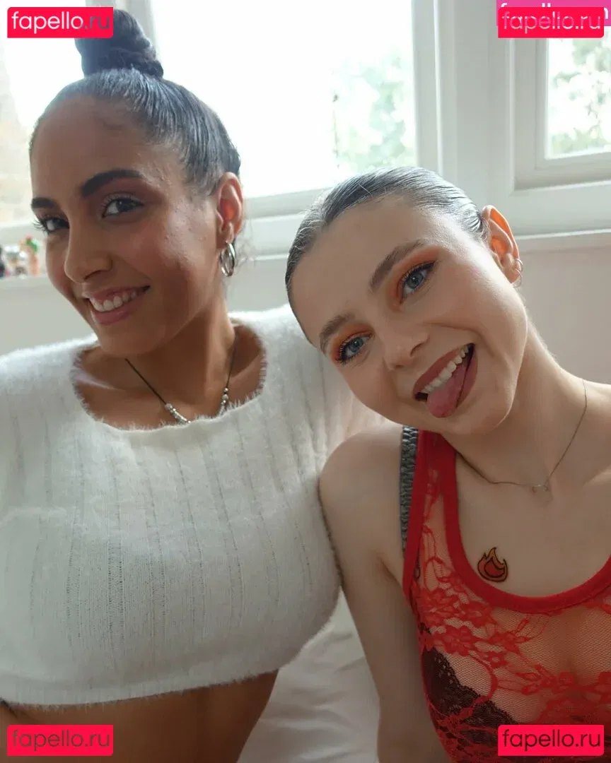 Thomasin Mckenzie Onlyfans Photo Gallery 