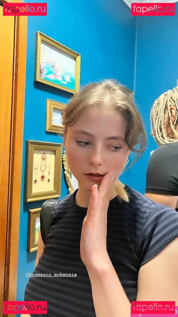 Thomasin Mckenzie Onlyfans Photo Gallery 