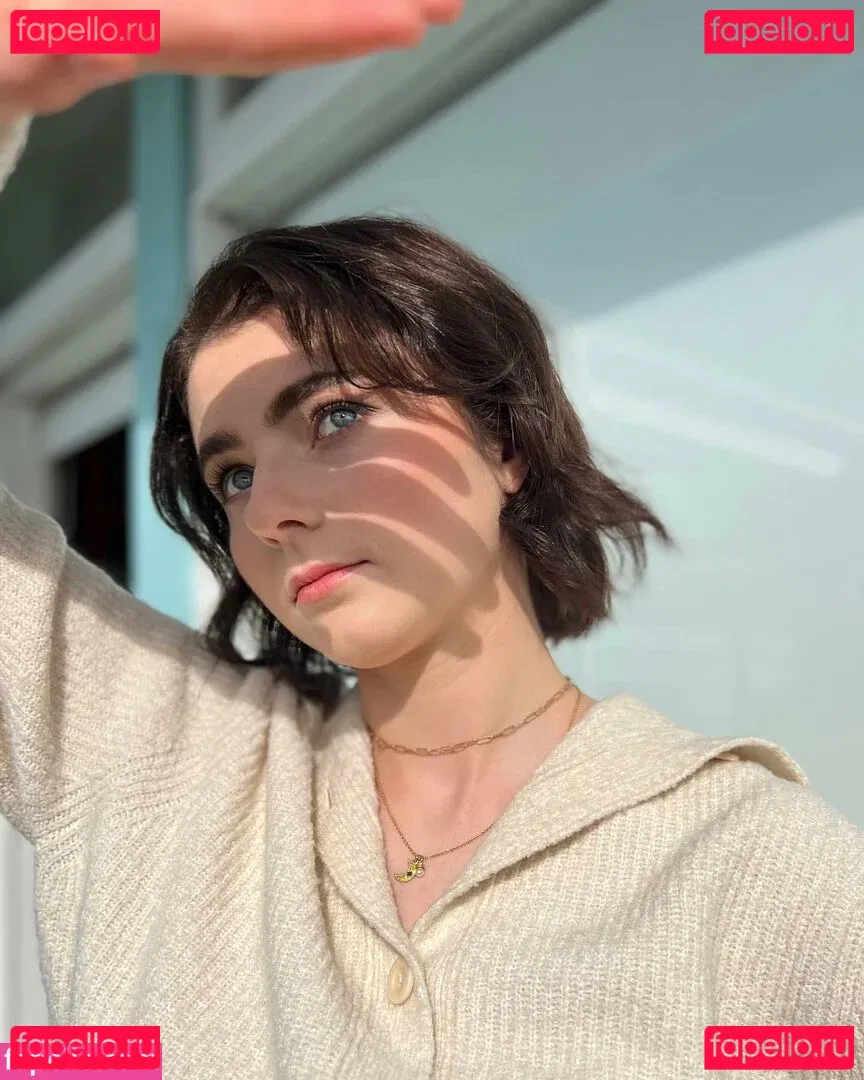 Thomasin Mckenzie Onlyfans Photo Gallery 