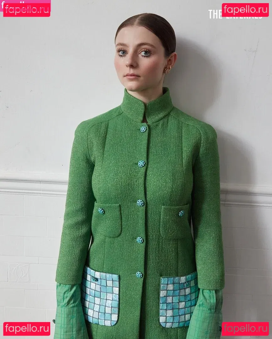 Thomasin Mckenzie Onlyfans Photo Gallery 