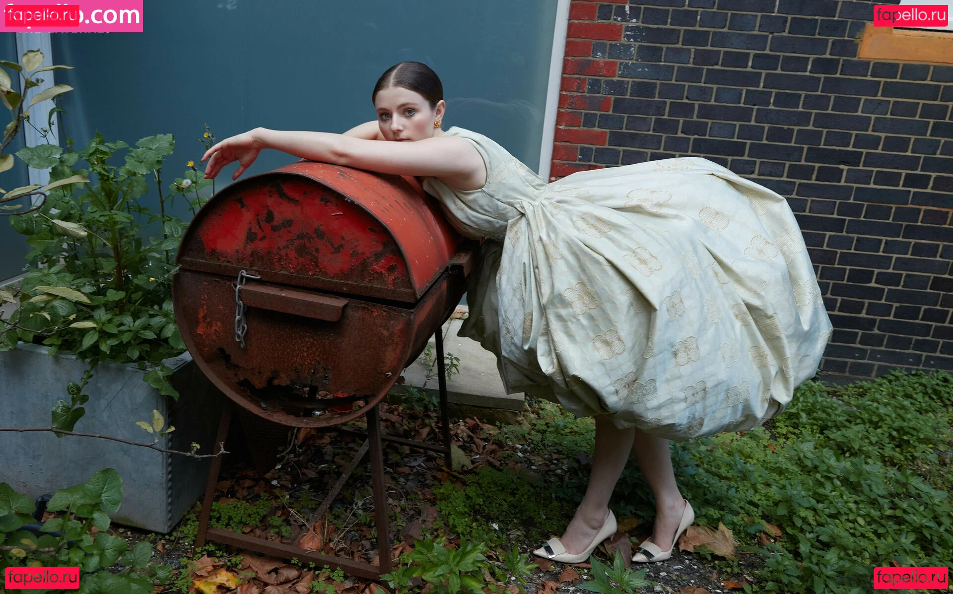 Thomasin Mckenzie Onlyfans Photo Gallery 