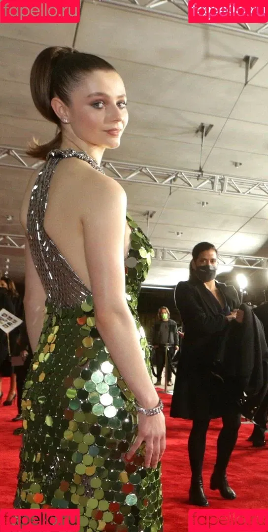 Thomasin Mckenzie Onlyfans Photo Gallery 