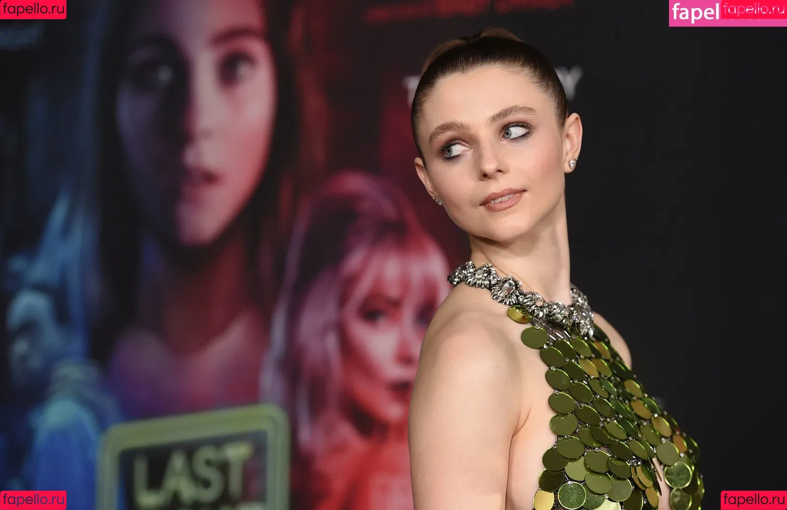 Thomasin Mckenzie Onlyfans Photo Gallery 