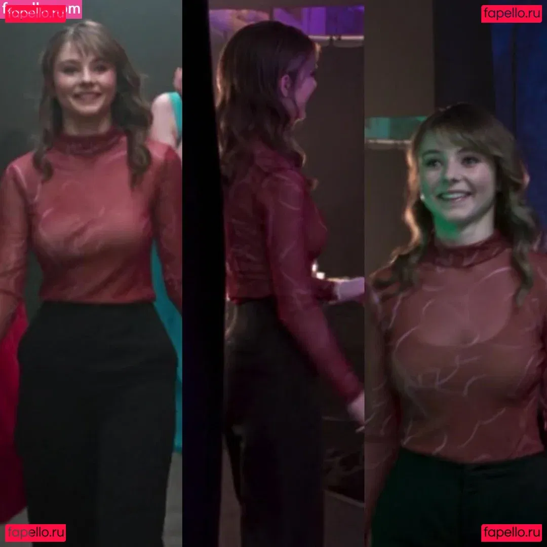 Thomasin Mckenzie Onlyfans Photo Gallery 