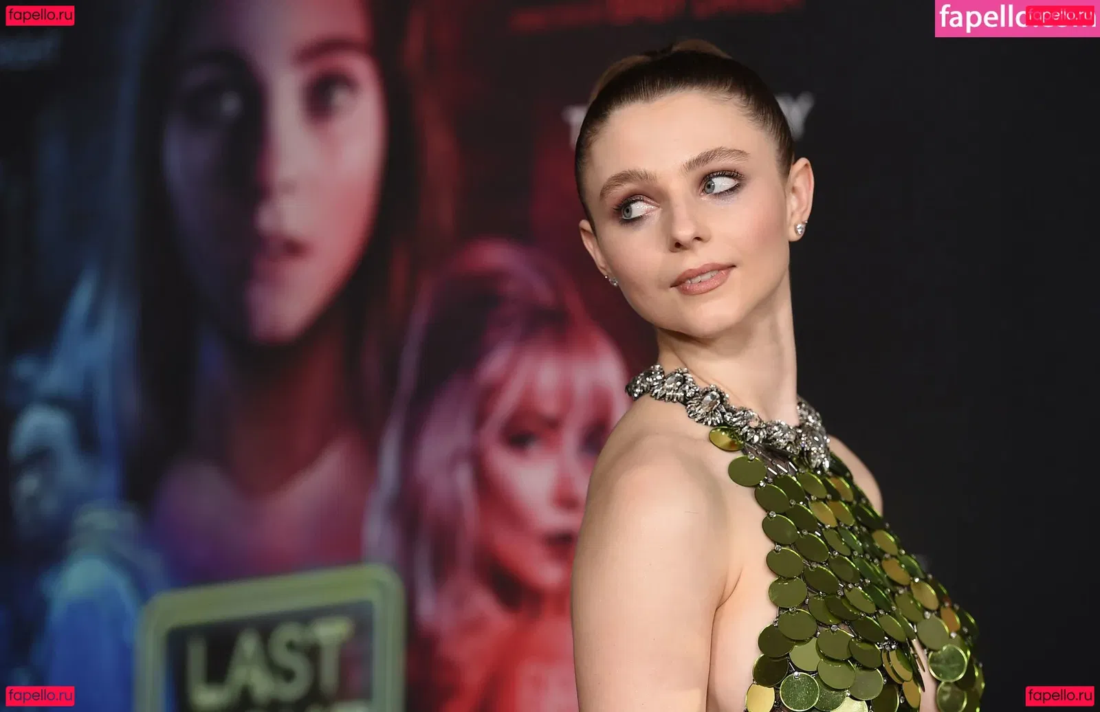 Thomasin Mckenzie Onlyfans Photo Gallery 