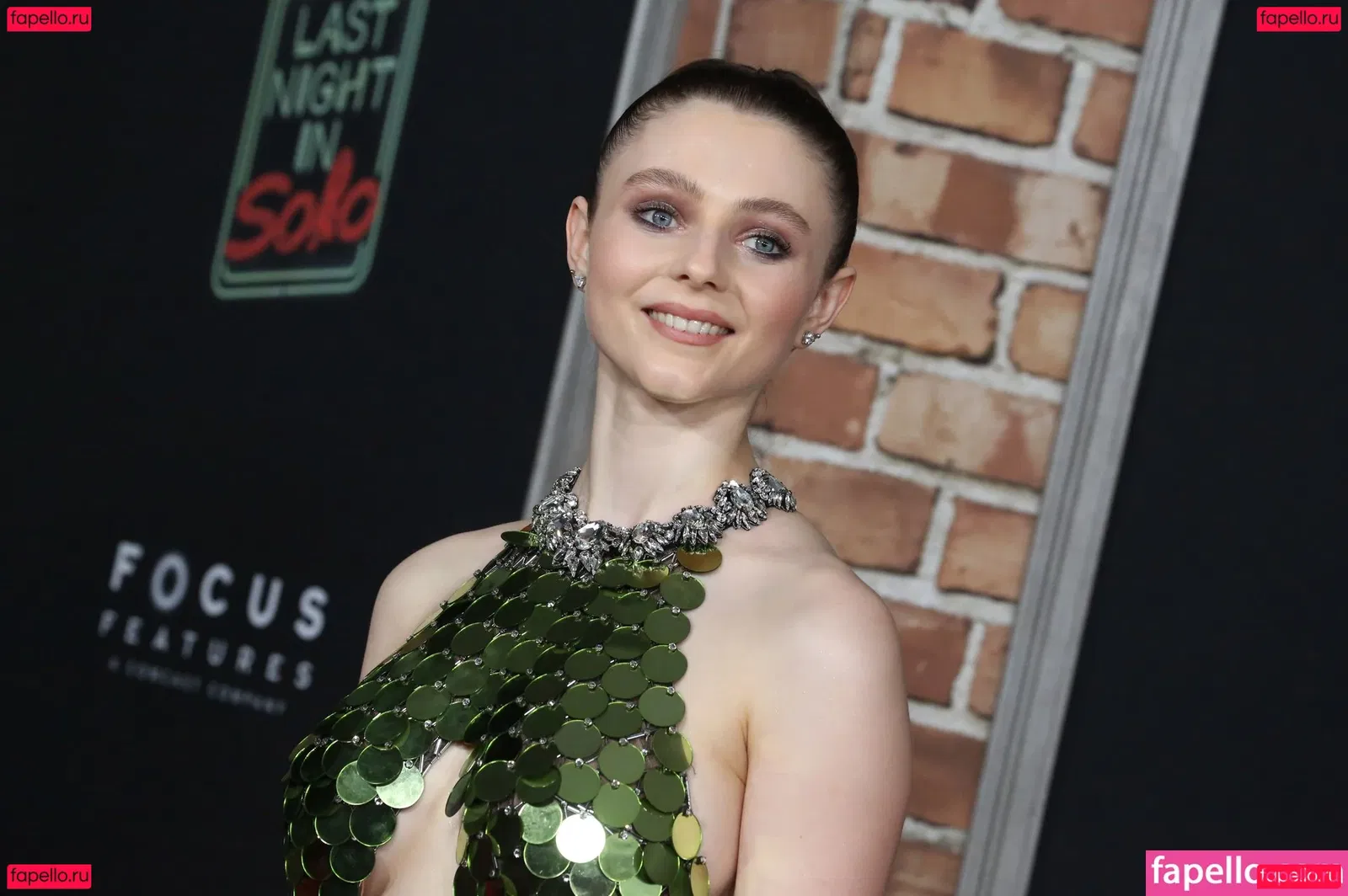 Thomasin Mckenzie Onlyfans Photo Gallery 