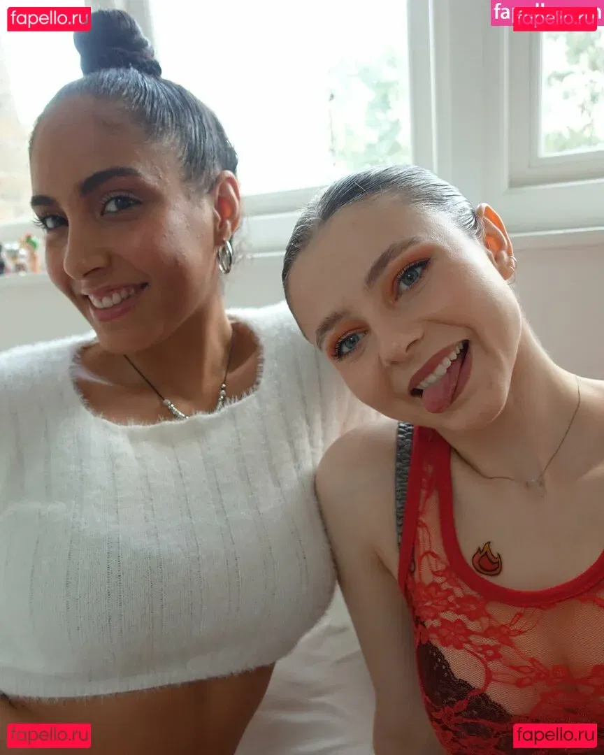 Thomasin Mckenzie Onlyfans Photo Gallery 