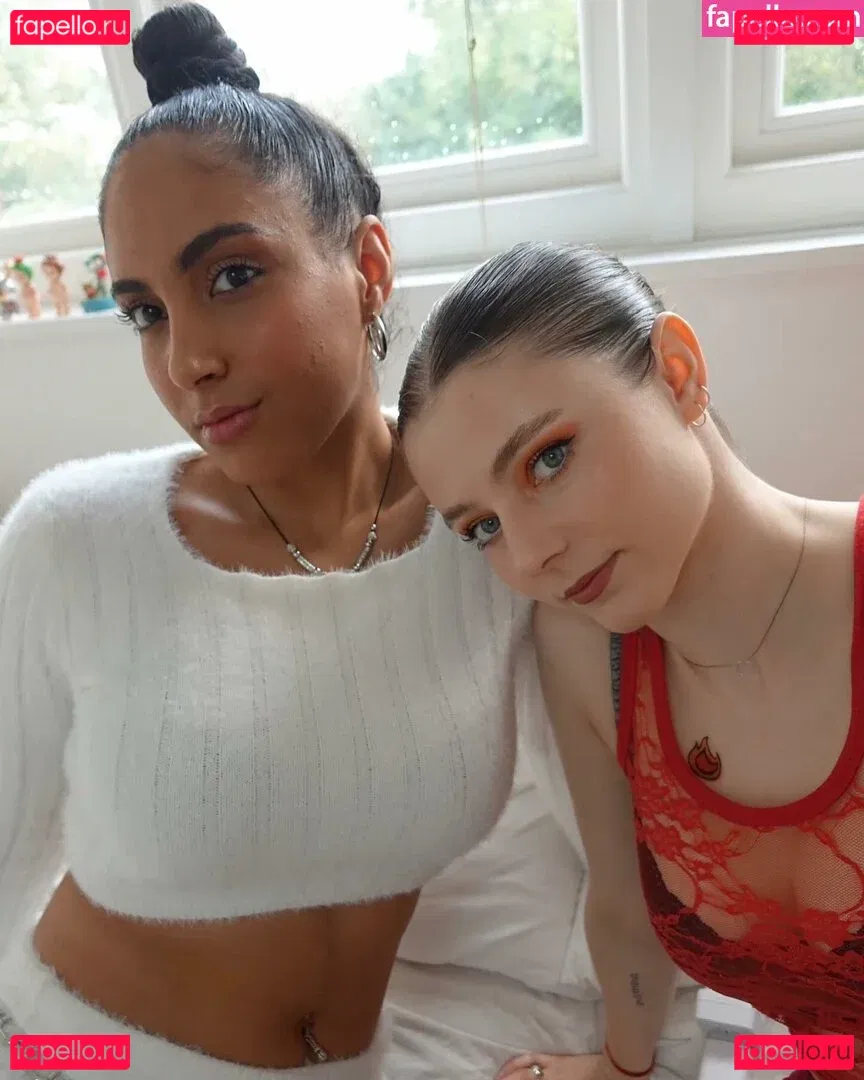 Thomasin Mckenzie Onlyfans Photo Gallery 