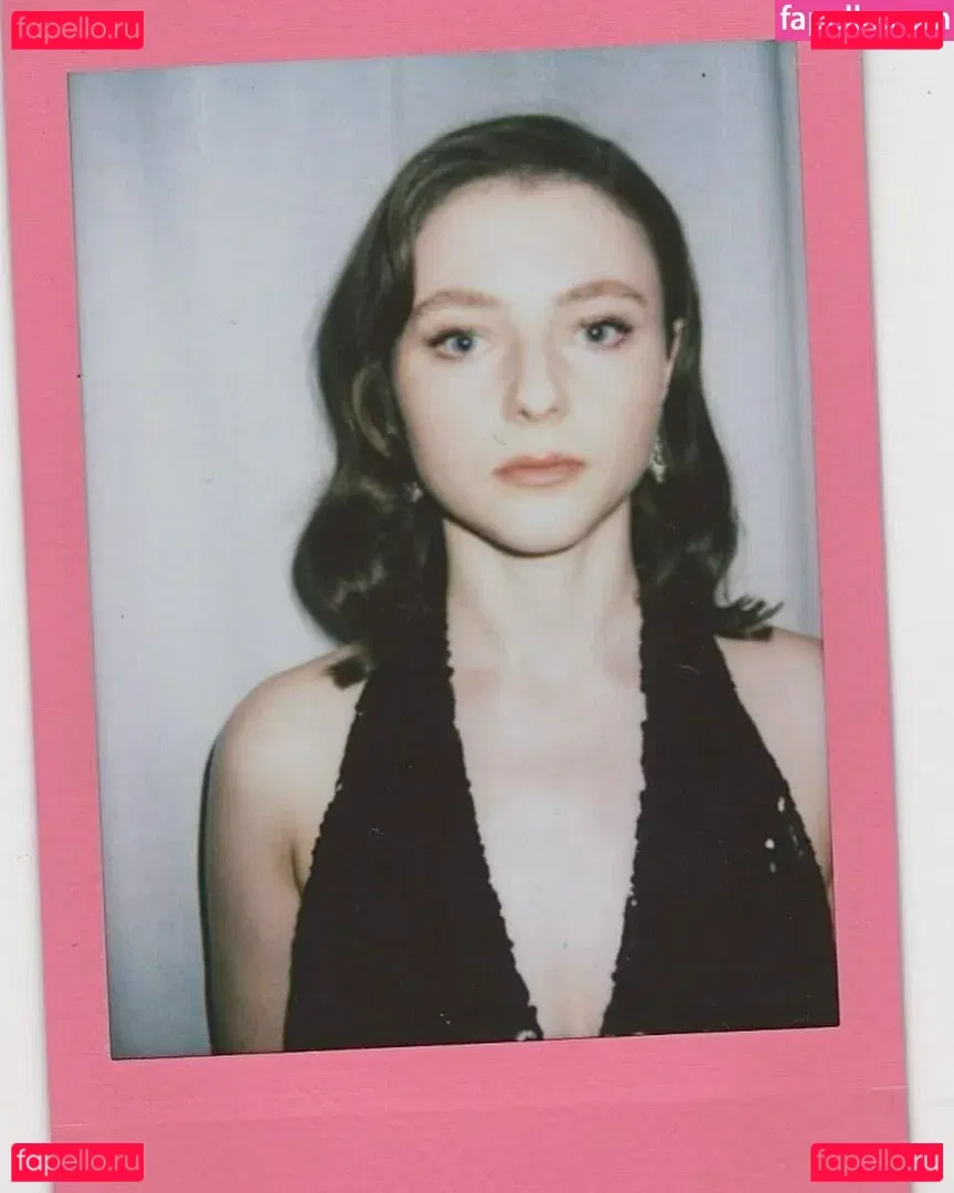 Thomasin Mckenzie Onlyfans Photo Gallery 