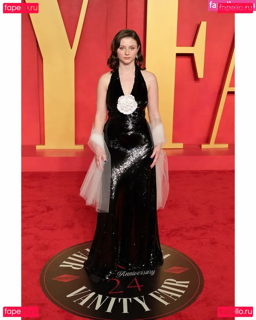 Thomasin Mckenzie Onlyfans Photo Gallery 