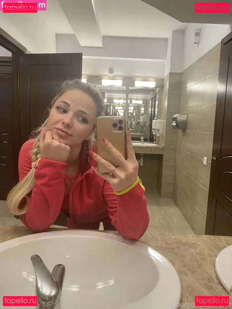 yourgoddess4ever Onlyfans Photo Gallery 