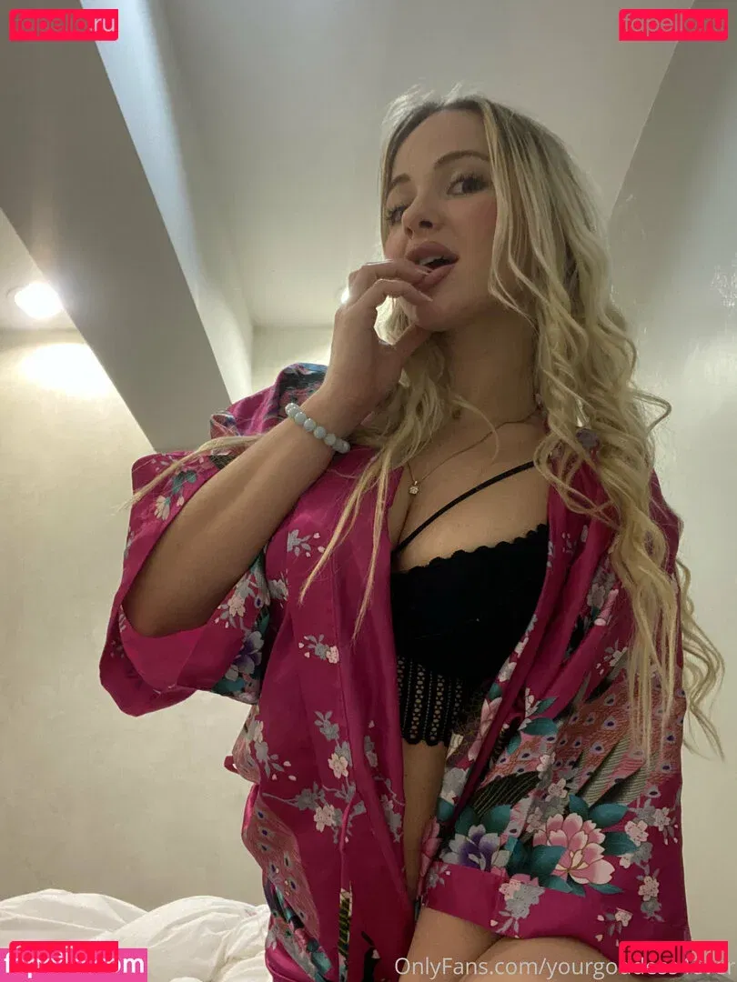 yourgoddess4ever Onlyfans Photo Gallery 