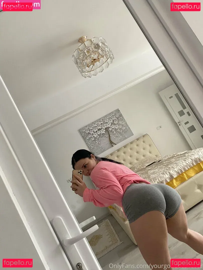 yourgoddess4ever Onlyfans Photo Gallery 