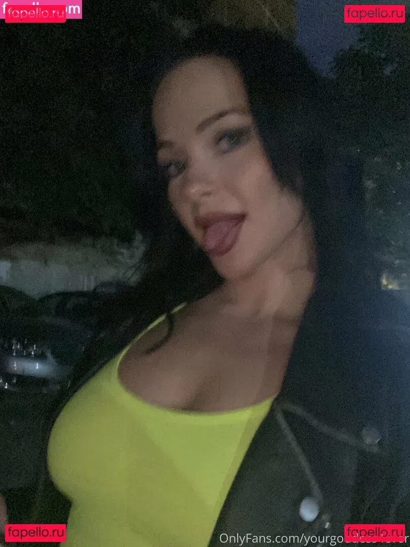 yourgoddess4ever Onlyfans Photo Gallery 