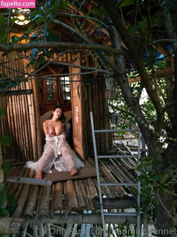 Naomiiichannel Onlyfans Photo Gallery 