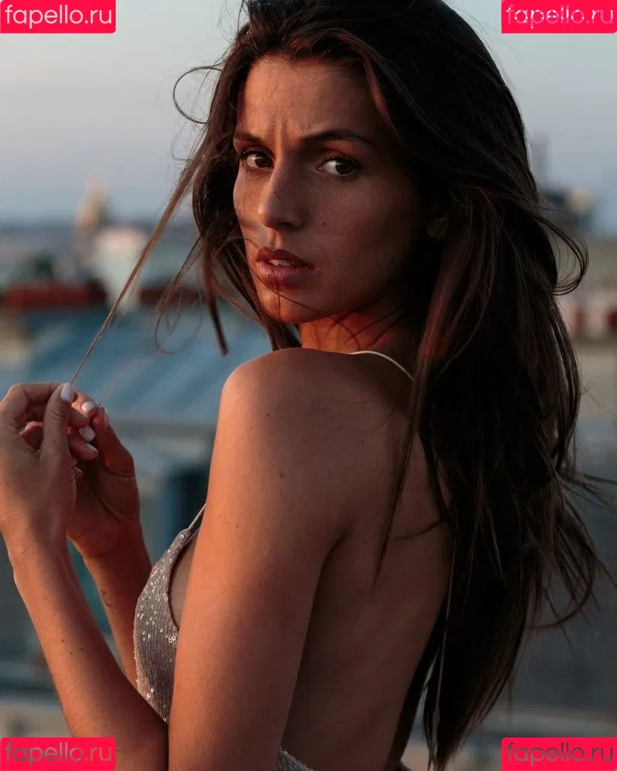 Alice Llenas Onlyfans Photo Gallery 