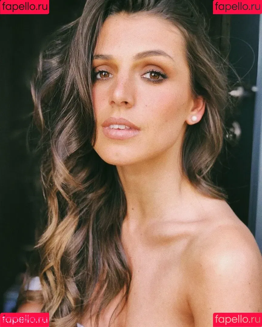 Alice Llenas Onlyfans Photo Gallery 
